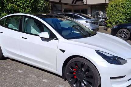 Tesla Model 3 22.322 km 38.490 &euro; Bad Lippspringe, Stadt 33175