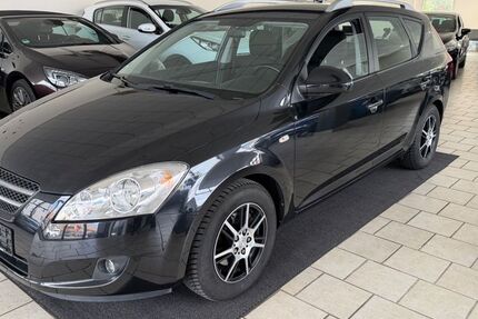 Kia ceed / Ceed 65.000 km 4.950 &euro; Detmold 32756