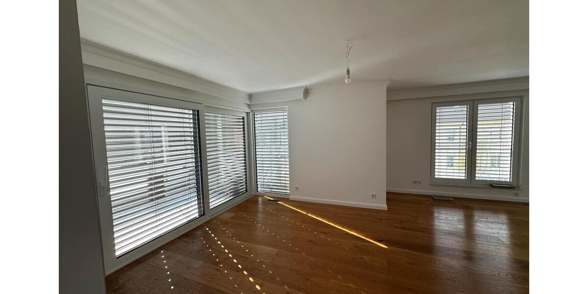 Einfamilienhaus Detmold - 3 Zimmer, 142 m&sup2;, 1.470&euro; | Angebot:26223551