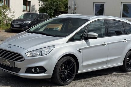 Ford S-Max 178.637 km 12.990 € Blomberg 32825