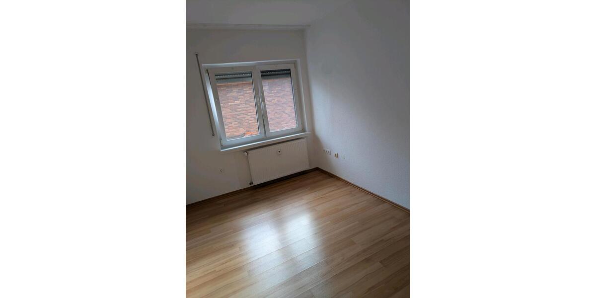 Etagenwohnung Delbrück - 7 Zimmer, 106 m&sup2;, 980&euro; | Angebot:27629220