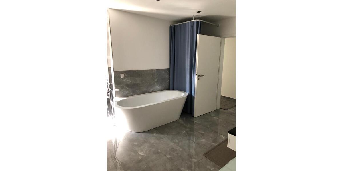 Einfamilienhaus Bad Lippspringe - 9 Zimmer, 237 m&sup2;, 499.000&euro; | Angebot:25052868