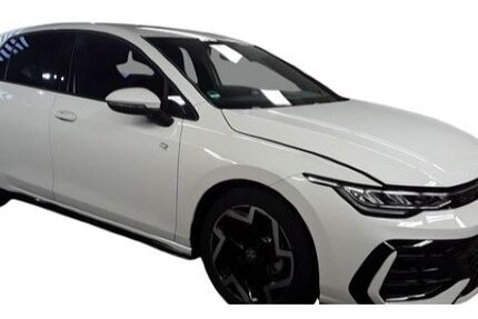 VW Golf 8.084 km 29.990 &euro; Salzkotten 33154