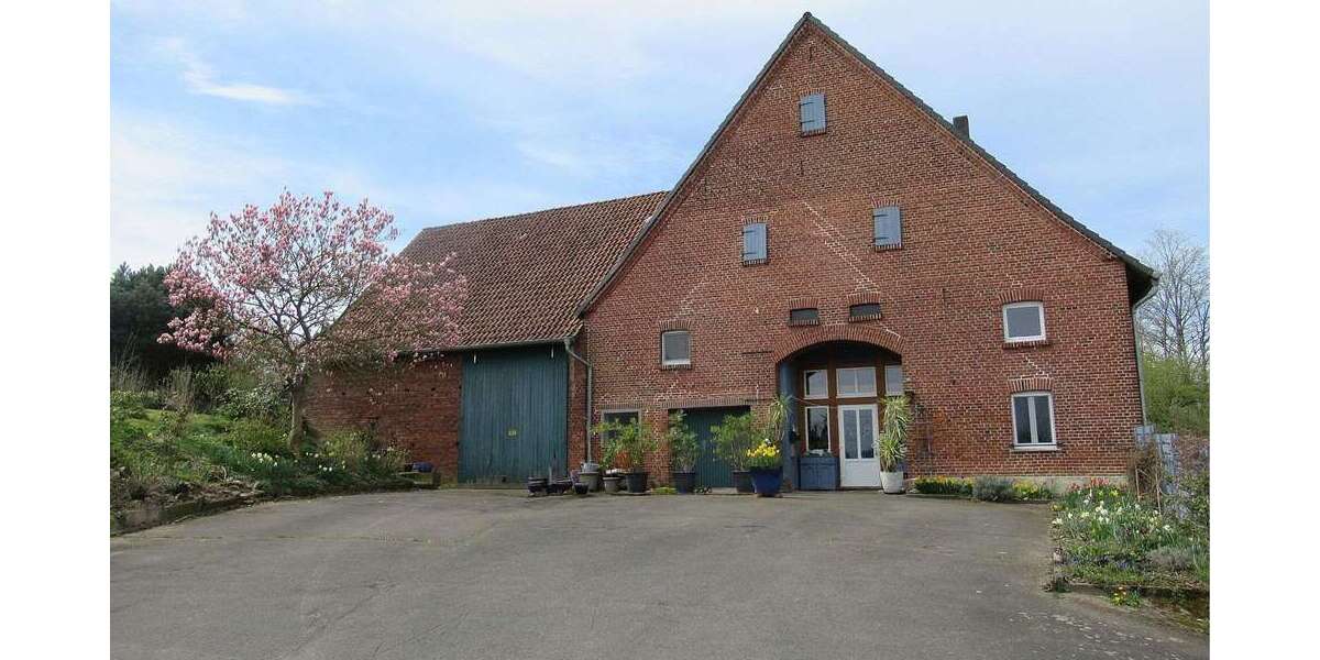 Einfamilienhaus Horn-Bad Meinberg Bad Meinberg - 6 Zimmer, 232 m&sup2;, 195.000&euro; | Angebot:26699755