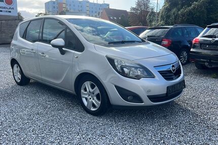 Opel Meriva 294.100 km 1.999 &euro; Paderborn 33100