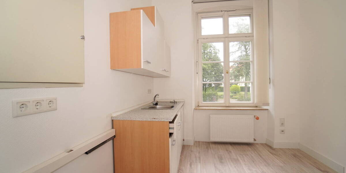 Gewerbeobjekt Detmold Innenstadt - 5 Zimmer, 1.100&euro; | Angebot:26161705