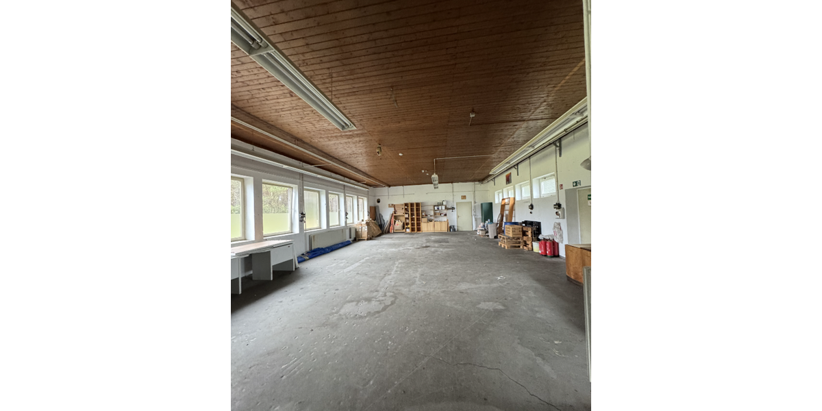 Gewerbeobjekt Nordrhein-Westfalen - Oerlinghausen Oerlinghausen - 375&euro; | Angebot:27097157