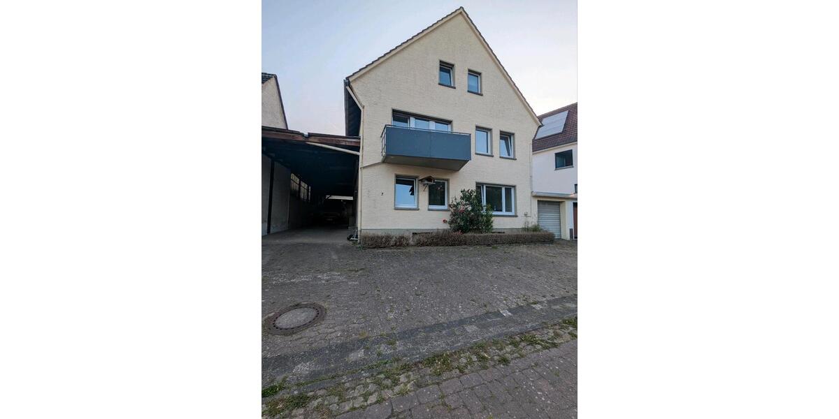 Doppelhaushälfte Nieheim - 3 Zimmer, 110 m&sup2;, 630&euro; | Angebot:25795323