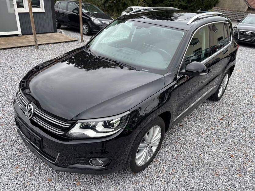 VW Tiguan 144.814 km 14.790 € Paderborn 33104