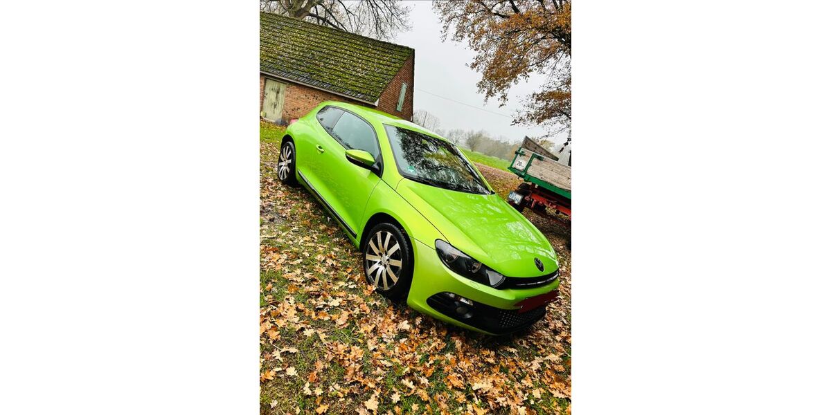 VW Scirocco 204.000 km 7.400 &euro; Rietberg 33397