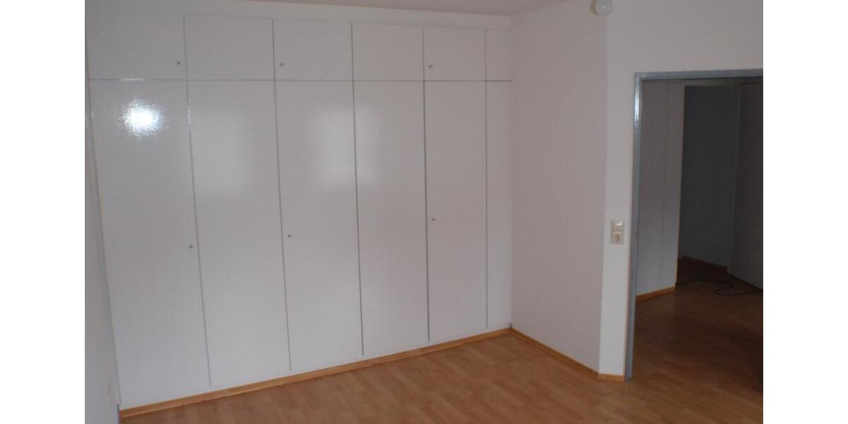 Etagenwohnung Oerlinghausen - 2 Zimmer, 60 m&sup2;, 445&euro; | Angebot:25904659