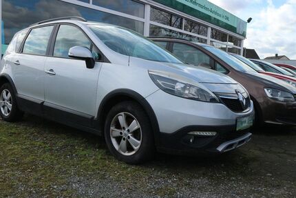 Renault Scenic 71.452 km 5.990 &euro; Paderborn Schloß-Neuhaus 33104