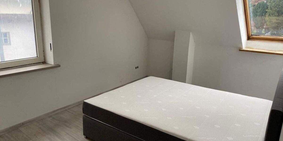 Doppelhaushälfte Steinheim - 5 Zimmer, 91 m&sup2;, 125.000&euro; | Angebot:25805197