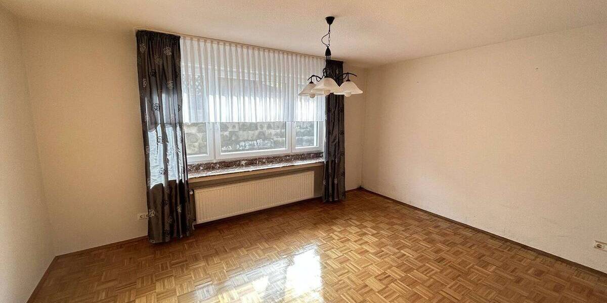 Einfamilienhaus Marsberg Niedermarsberg - 5 Zimmer, 137 m&sup2;, 260.000&euro; | Angebot:25928324