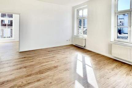 Wohnung Detmold Innenstadt - 2 Zimmer, 69 m&sup2;, 600&euro; | Angebot:25474531