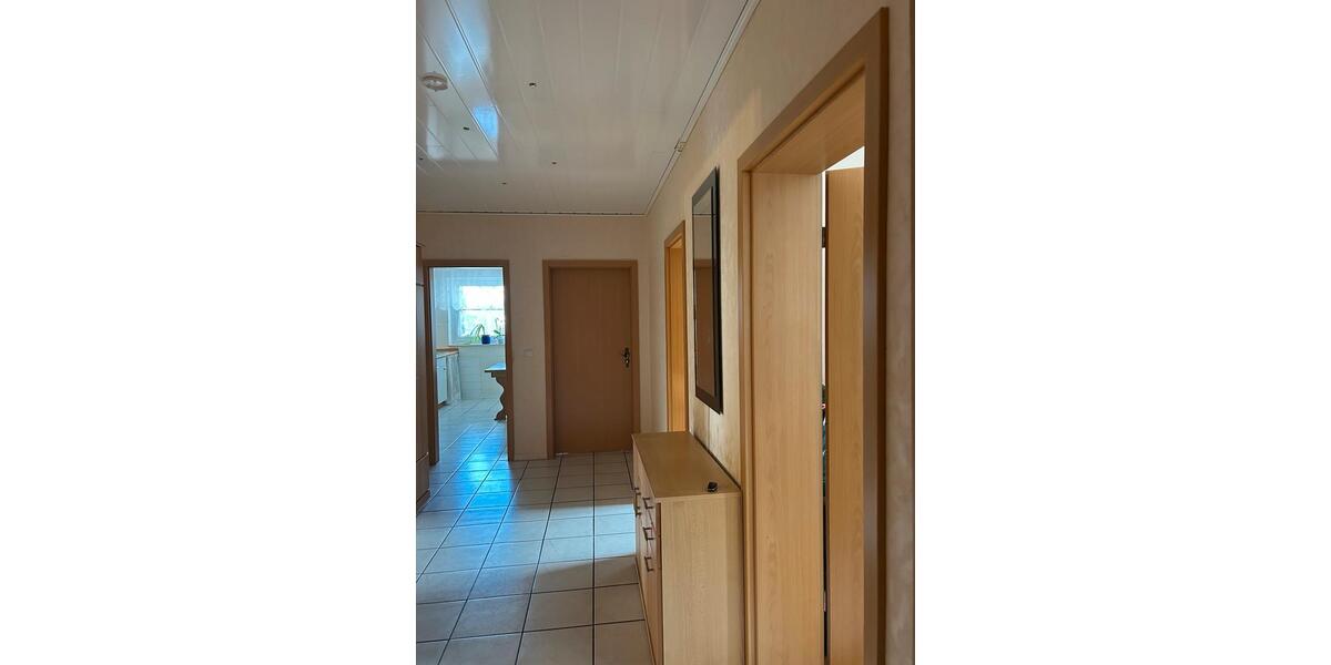 Etagenwohnung Paderborn - 3 Zimmer, 84 m&sup2;, 200.000&euro; | Angebot:27208639