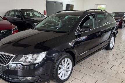 Skoda Superb 120.000 km 12.450 &euro; Detmold 32756