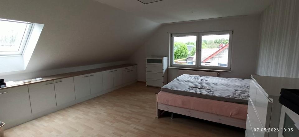 Dachgeschoßwohnung Altenbeken - 3 Zimmer, 112 m&sup2;, 730&euro; | Angebot:26623837