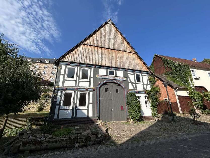 Haus zum Kaufen in Diemelstadt-Rhoden 50.000 € 115 m²