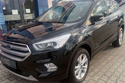 Ford Kuga 71.195 km 15.999 &euro; Paderborn 33104