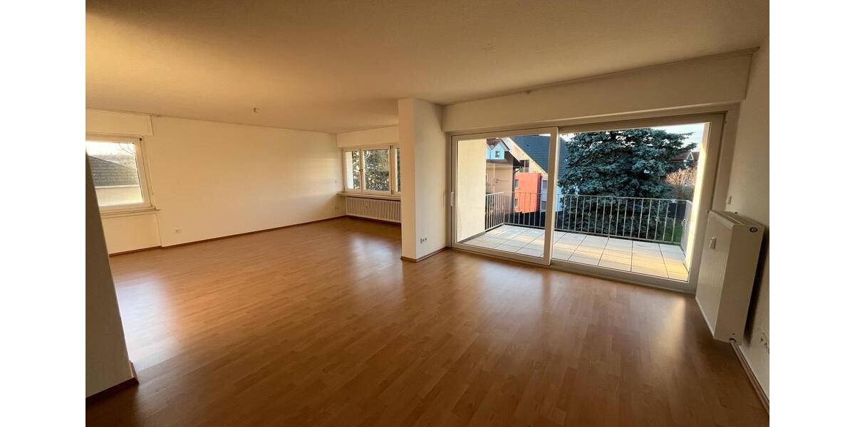 Schöne helle 4 ZKBBGWC Südstadt 4 zimmer