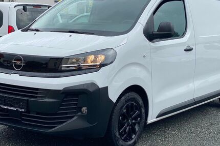 Opel Vivaro 17.200 km 26.240 &euro; Detmold 32758