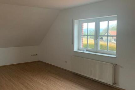 Charmante lichtdurchflutete 3 Zimmer Wohnung, Altenbeken-Schwaney 3 zimmer