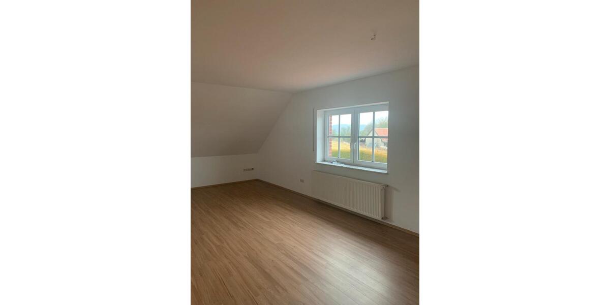 Charmante lichtdurchflutete 3 Zimmer Wohnung, Altenbeken-Schwaney 3 zimmer