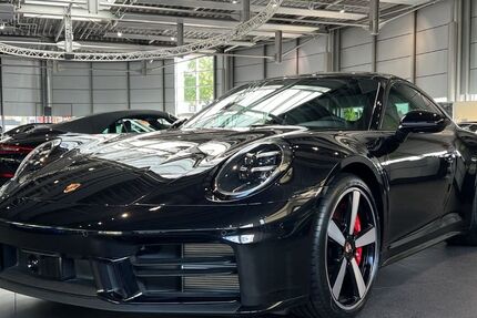 Porsche 992 6.950 km 171.890 &euro; Paderborn 33100