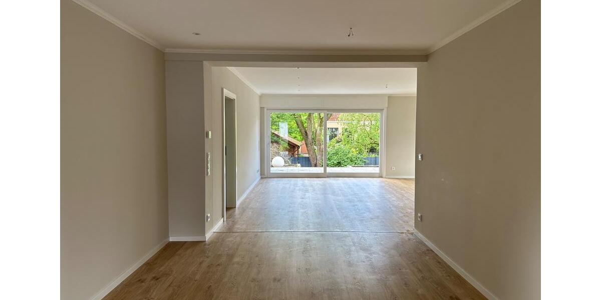 Erdgeschoßwohnung Delbrück - 4 Zimmer, 125 m&sup2;, 1.200&euro; | Angebot:26491257