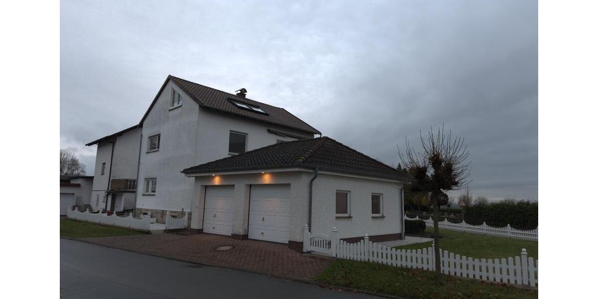 Einfamilienhaus Willebadessen - 8 Zimmer, 177 m&sup2;, 1.350&euro; | Angebot:25129234