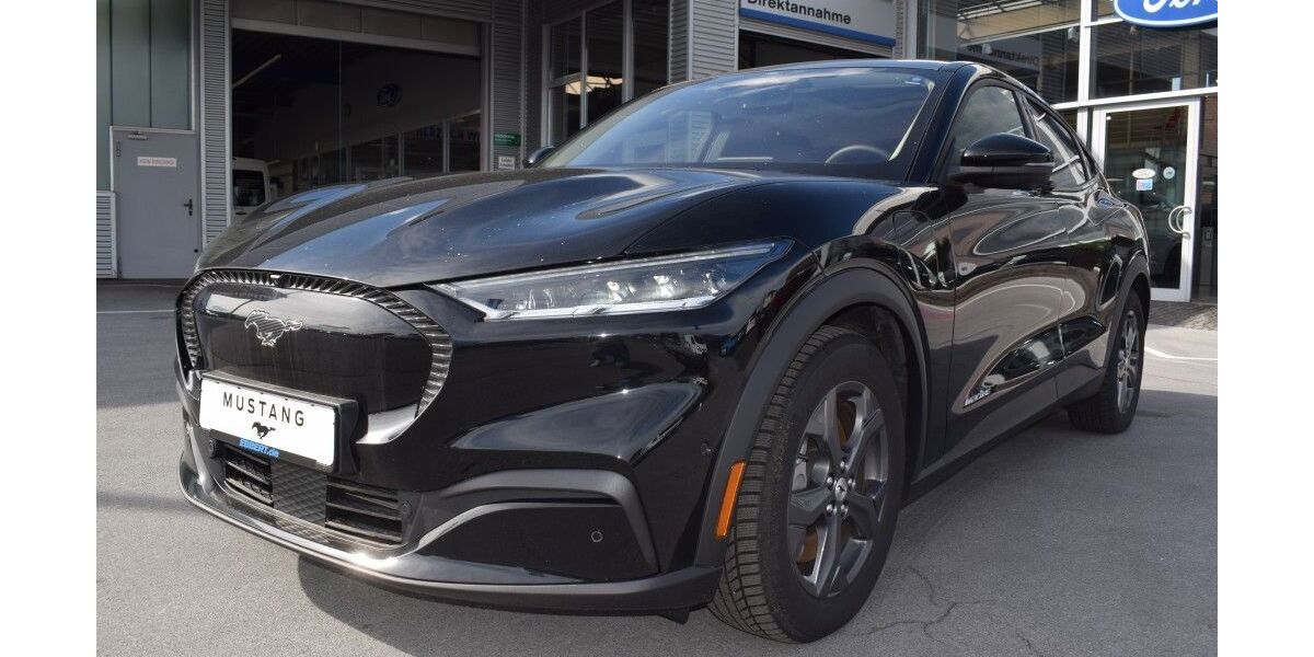 Ford Mustang Mach-E 7.700 km 45.950 € Rietberg 33397