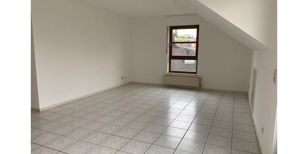 Dachgeschoßwohnung Paderborn Univiertel - 3 Zimmer, 77 m&sup2;, 650&euro; | Angebot:26462501