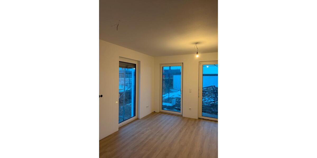 Erdgeschoßwohnung Bad Wünnenberg - 2.5 Zimmer, 81 m&sup2;, 743&euro; | Angebot:24869997