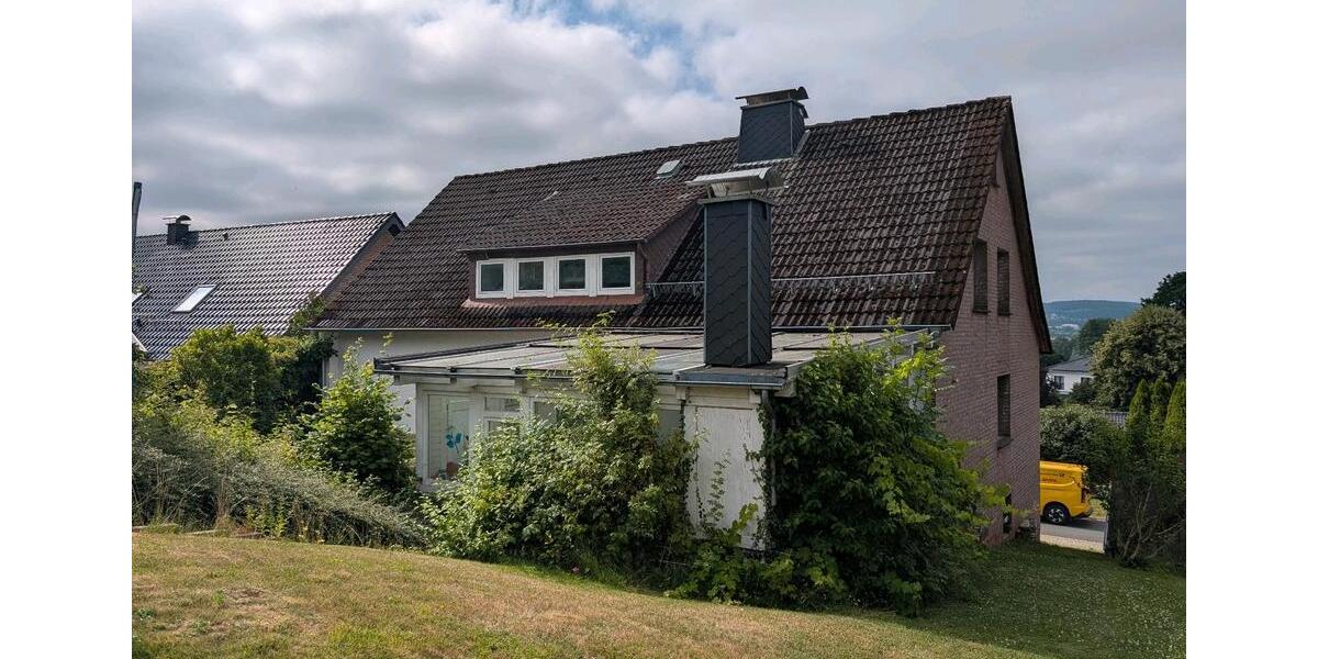 Mehrfamilienhaus, Wohnhaus Nieheim - 16 Zimmer, 300 m&sup2;, 180.000&euro; | Angebot:27162181