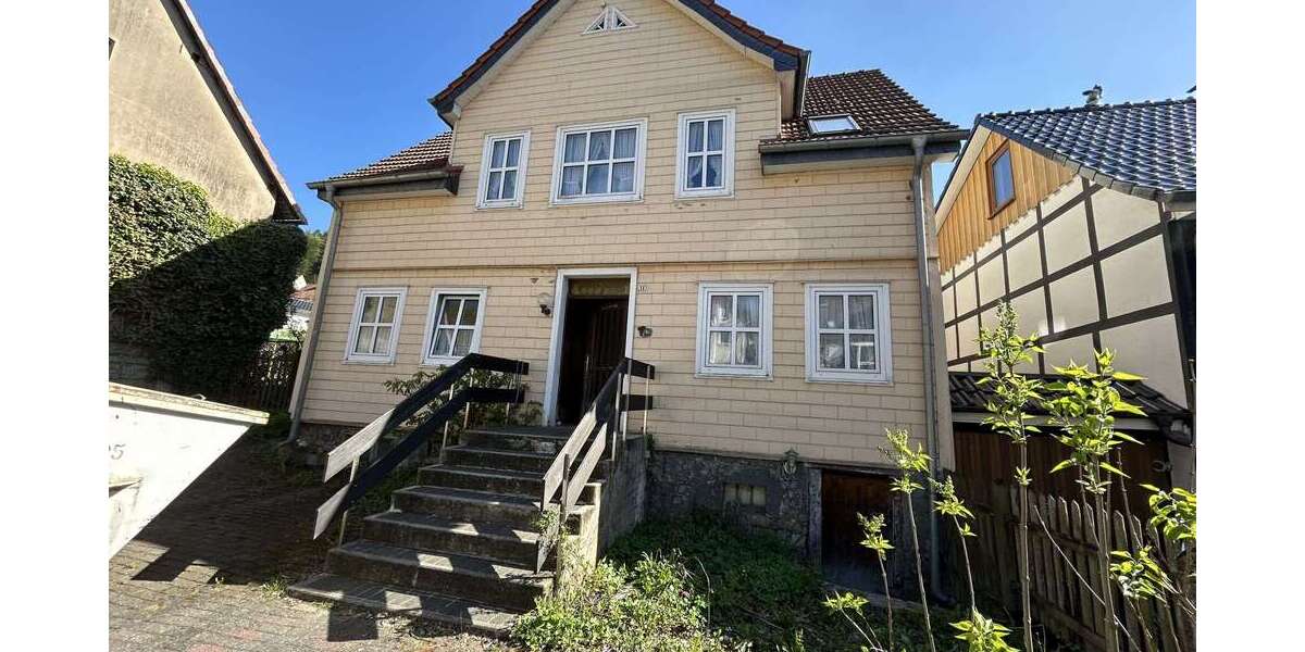 Einfamilienhaus Marsberg - 5 Zimmer, 140 m&sup2;, 150.000&euro; | Angebot:25201694