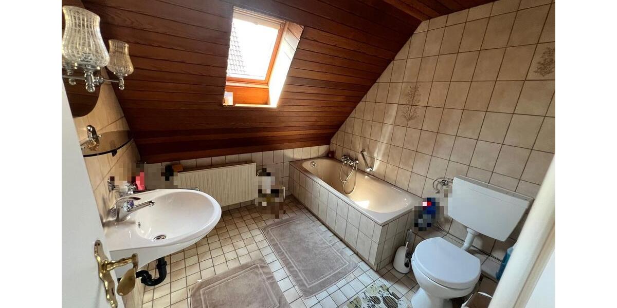 Dachgeschoßwohnung Horn-Bad Meinberg Bad Meinberg - 2 Zimmer, 50 m&sup2;, 500&euro; | Angebot:26670859