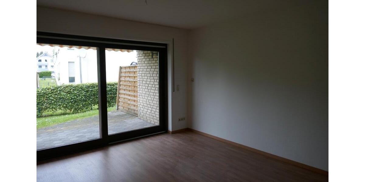 Erdgeschoßwohnung Paderborn - 3 Zimmer, 78 m&sup2;, 545&euro; | Angebot:26479431