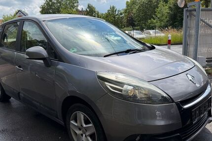 Renault Scenic 84.000 km 4.999 &euro; Detmold 32758
