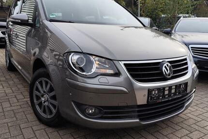 VW Touran 210.540 km 3.450 &euro; Schlangen 33189