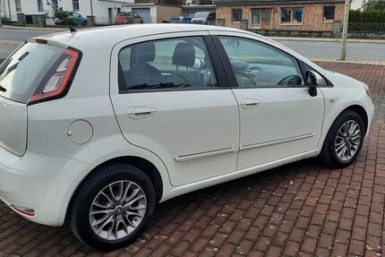 Fiat Punto 163.000 km 3.600 € Geseke 59590