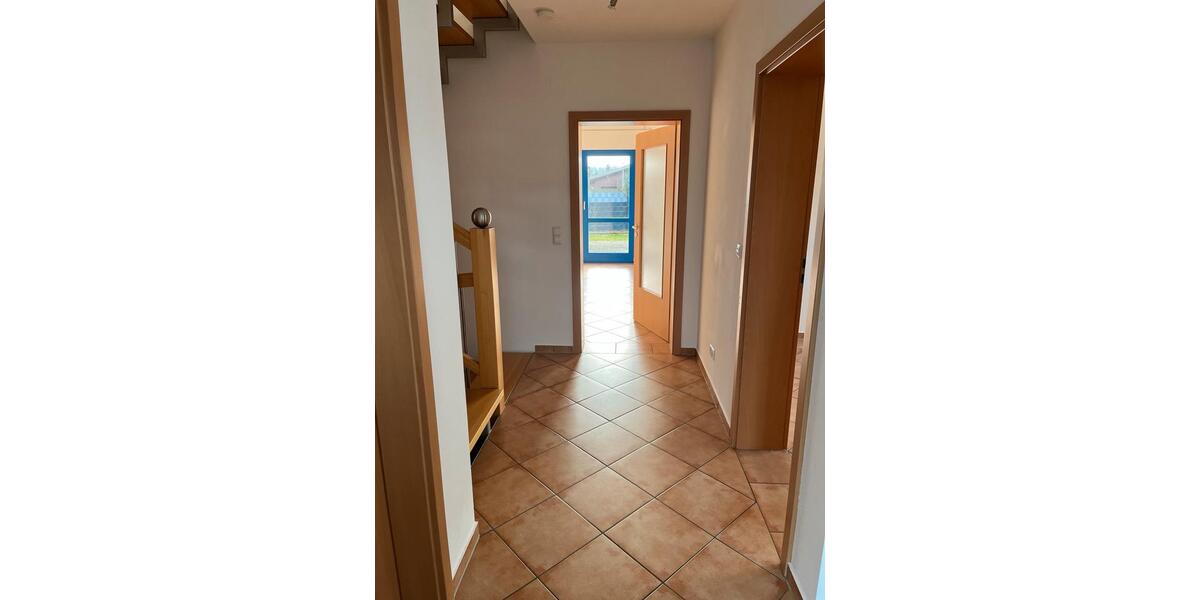 Erdgeschoßwohnung Verl - 4 Zimmer, 148 m&sup2;, 1.870&euro; | Angebot:24874879