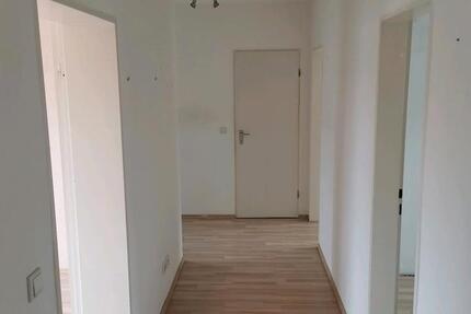 Wohnung Detmold Hakedahl - 4 Zimmer, 85 m&sup2;, 750&euro; | Angebot:26234646