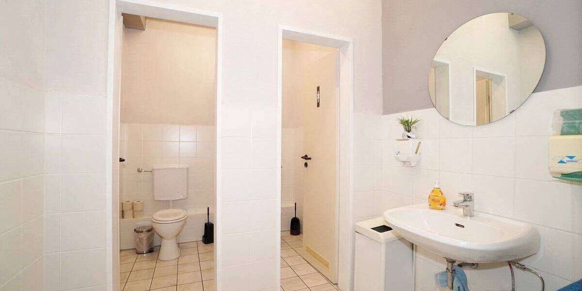 Gewerbeobjekt Paderborn Kernstadt - 3 Zimmer, 107 m&sup2;, 708&euro; | Angebot:26863476