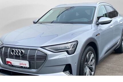 Audi e-tron 61.384 km 34.190 &euro; Detmold 32756