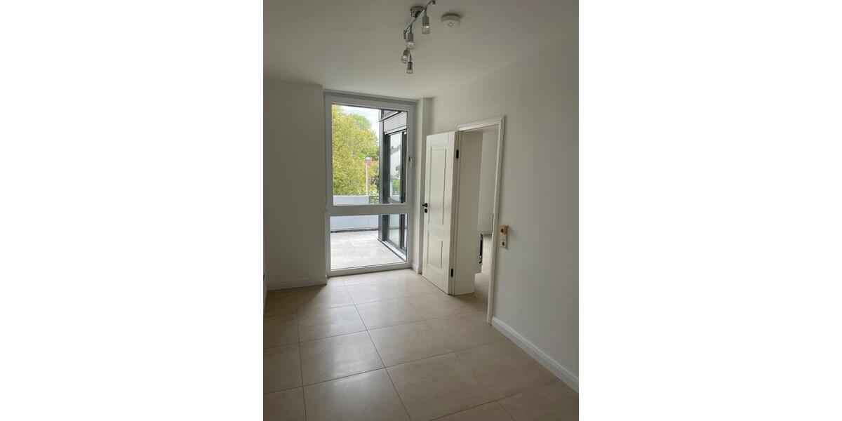 Etagenwohnung Detmold - 4 Zimmer, 103 m&sup2;, 1.070&euro; | Angebot:26665439