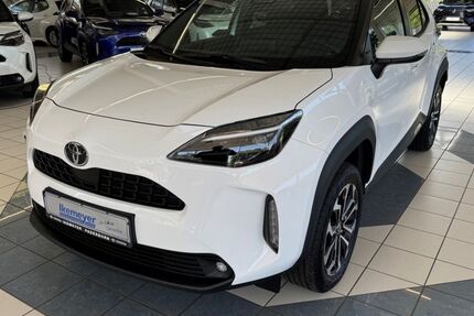 Toyota Yaris Cross 18.860 km 25.490 &euro; Paderborn 33104