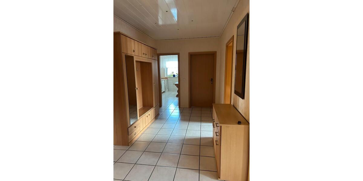 Etagenwohnung Paderborn - 3 Zimmer, 84 m&sup2;, 200.000&euro; | Angebot:27208639