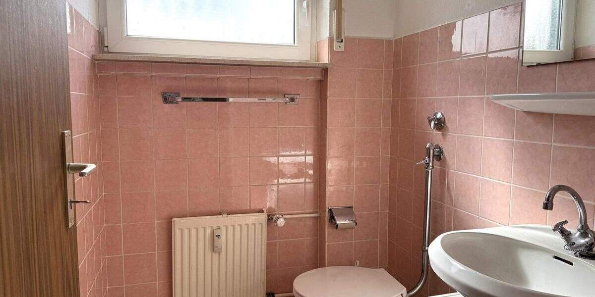 Mehrfamilienhaus, Wohnhaus Schloß Holte-Stukenbrock Stukenbrock - 1 Zimmer, 184 m&sup2;, 399.000&euro; | Angebot:25734222