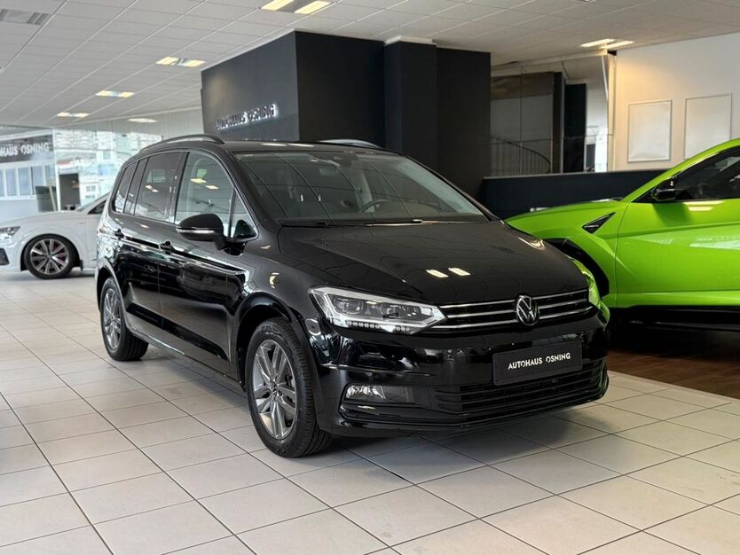 VW Touran 6.800 km 34.290 € Lage 32791